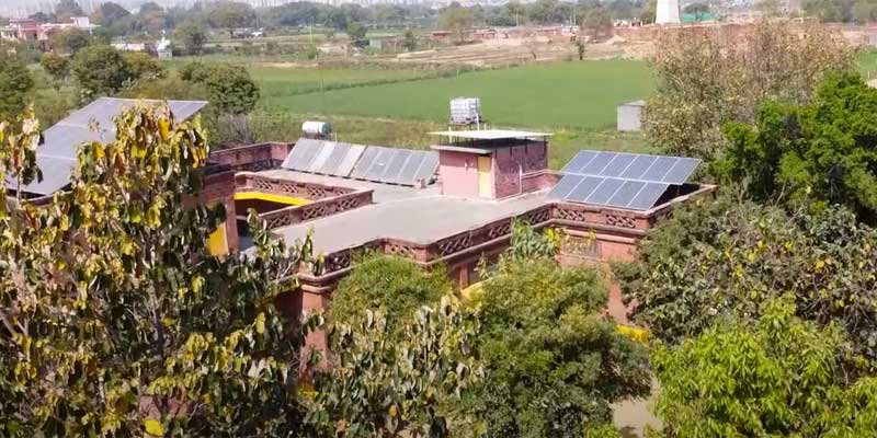 Environment-Friendly House